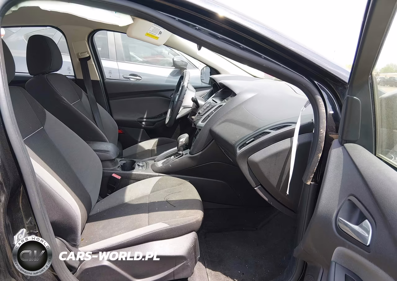 2013 Ford Focus Se VIN:1FADP3F22DL168627 - 5