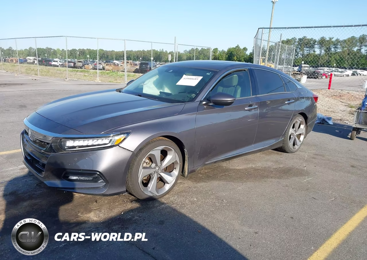2018 Honda Accord Touring 2.0T VIN:1HGCV2F9XJA021158 - 2