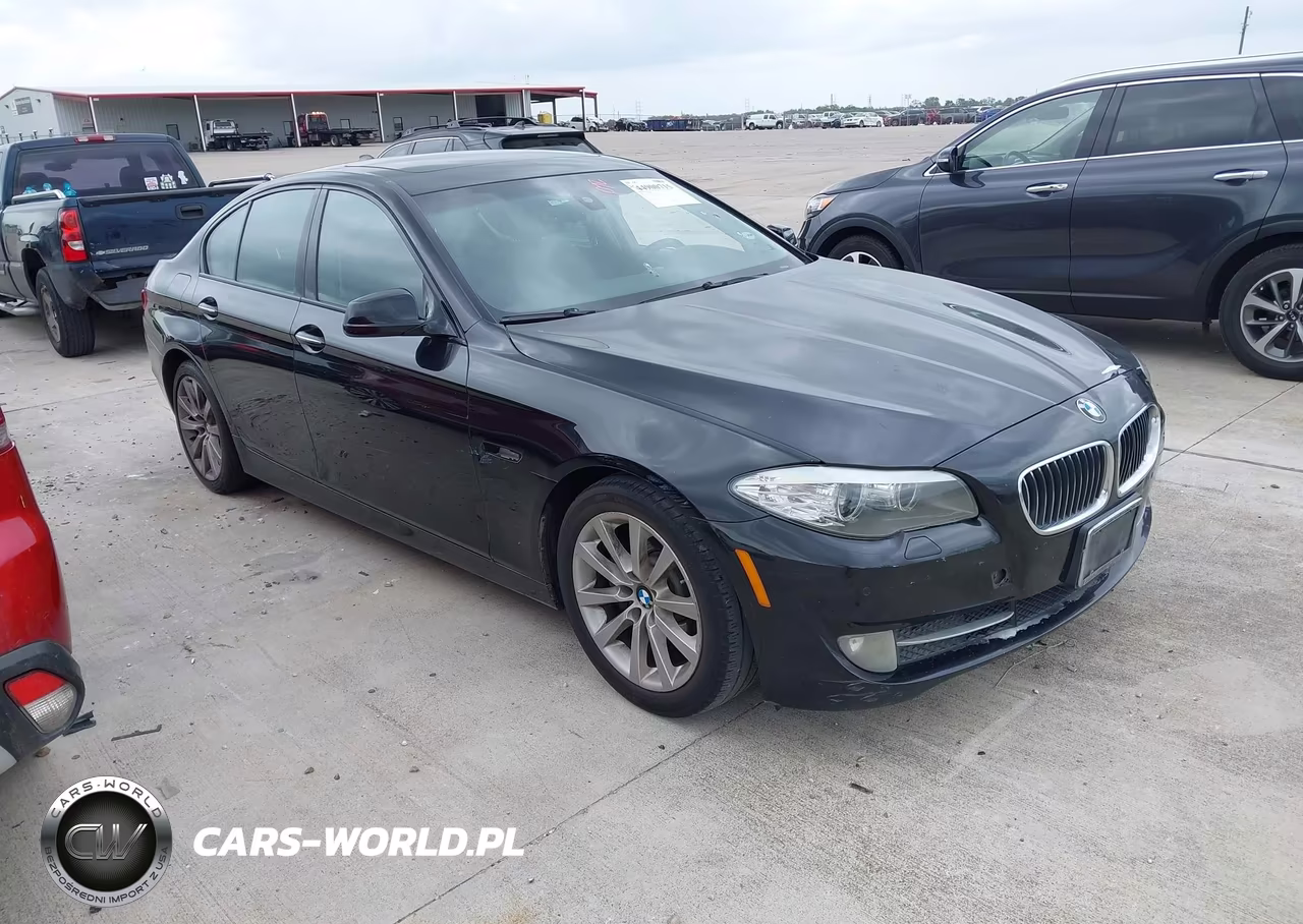 2011 BMW 528I