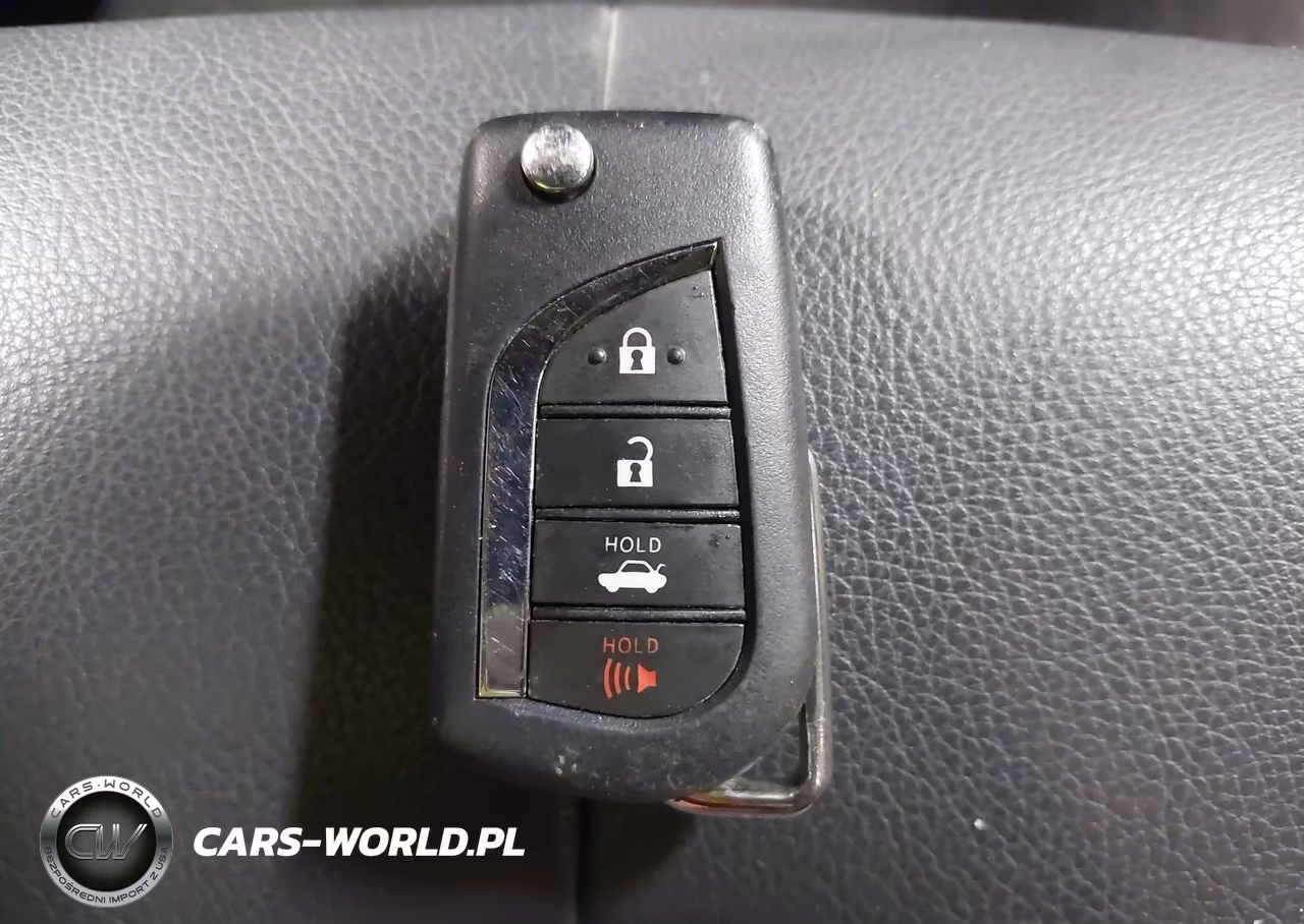 2020 Toyota Camry Se Nightshade Edition VIN:4T1G11AK4LU347311 - 11