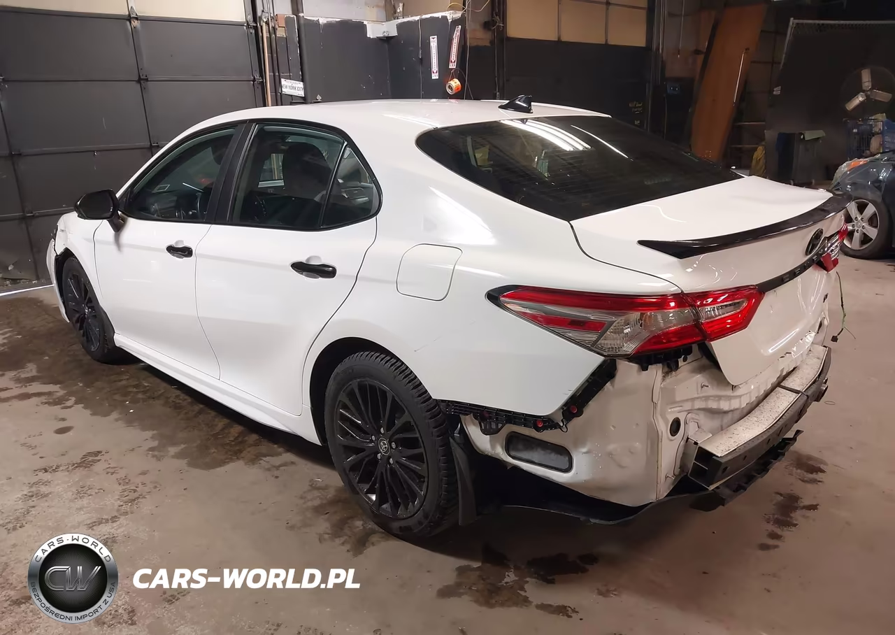 2020 Toyota Camry Se Nightshade Edition VIN:4T1G11AK4LU347311 - 3
