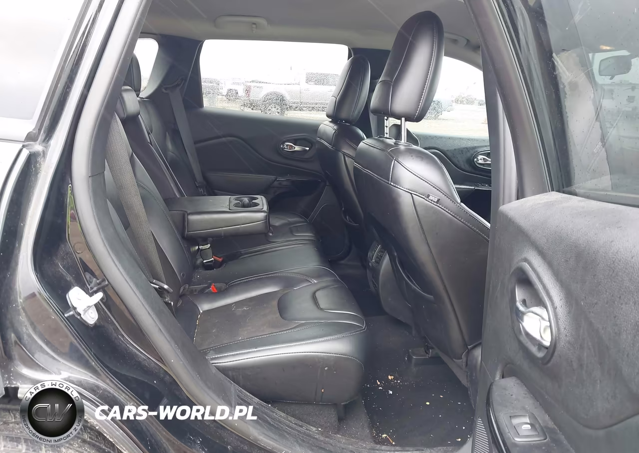 2019 Jeep Cherokee Altitude Fwd VIN:1C4PJLLB8KD443731 - 8