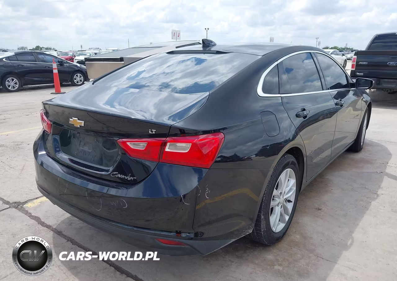 2017 Chevrolet Malibu 1Lt VIN:1G1ZE5ST0HF125112 - 4