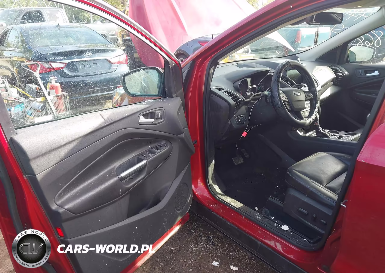 2017 Ford Escape Titanium VIN:1FMCU0J90HUB58742 - 6