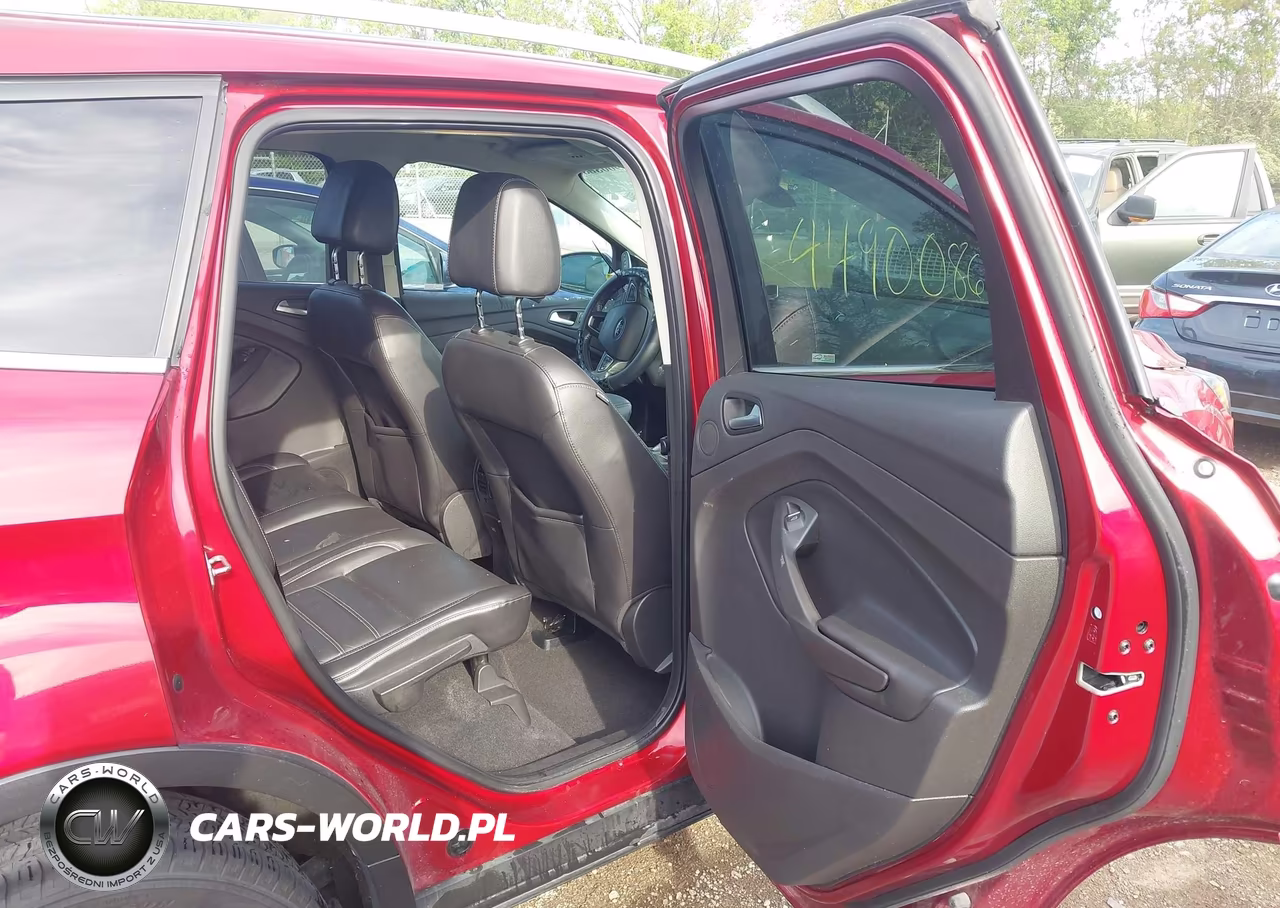 2017 Ford Escape Titanium VIN:1FMCU0J90HUB58742 - 8