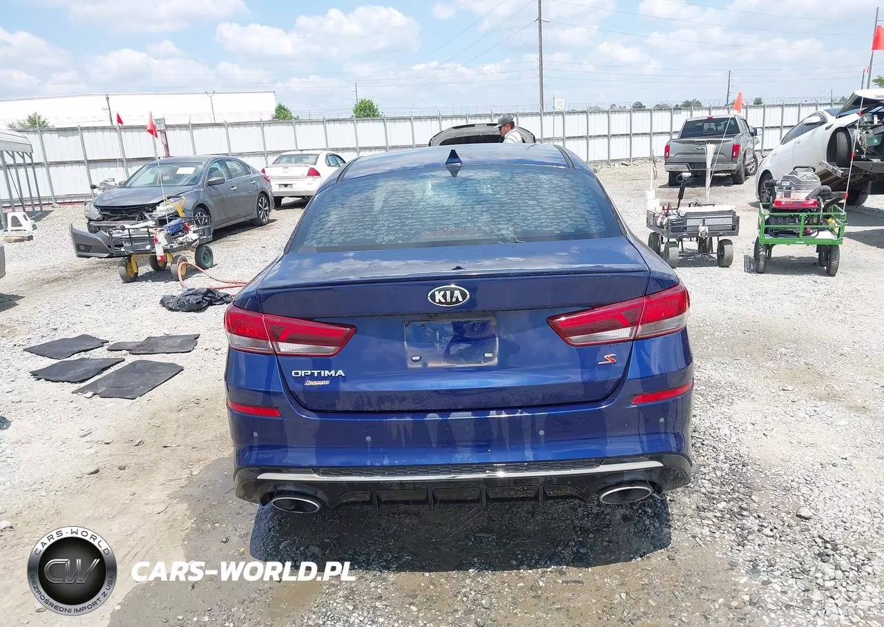 2019 Kia Optima S VIN:5XXGT4L36KG367635 - 16