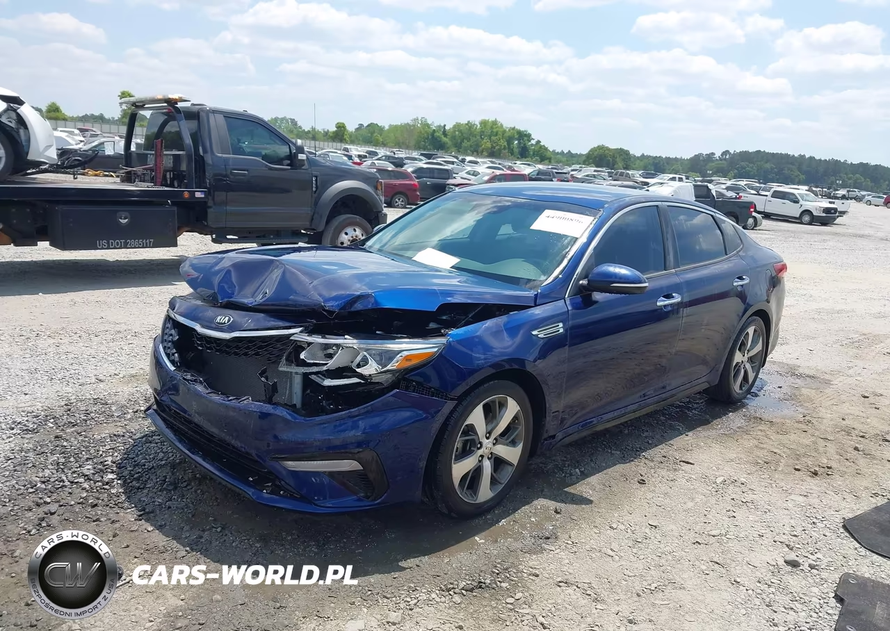 2019 Kia Optima S VIN:5XXGT4L36KG367635 - 2