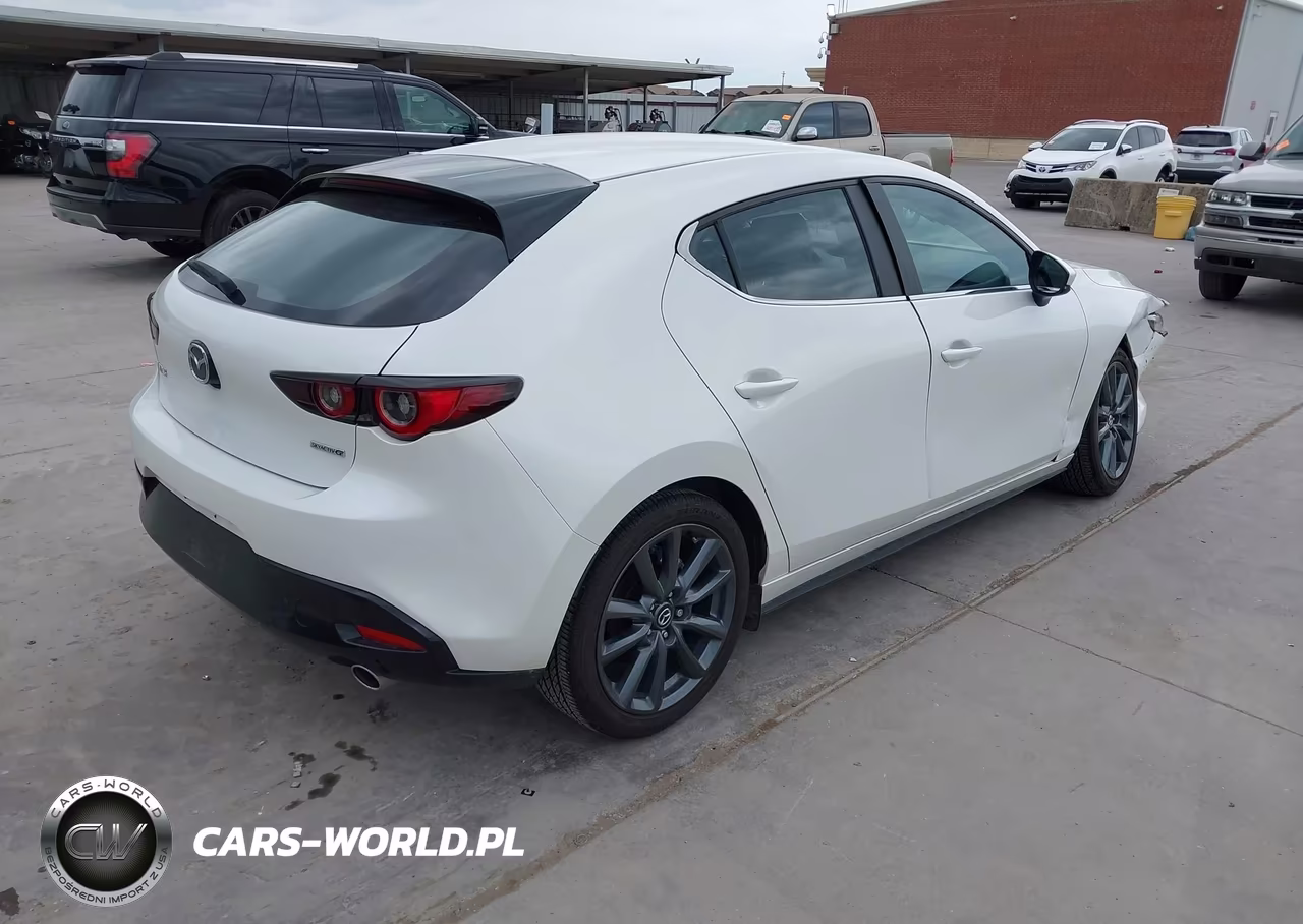2025 Mazda Mazda3 2.5 S Preferred VIN:JM1BPALM8S1762370 - 4