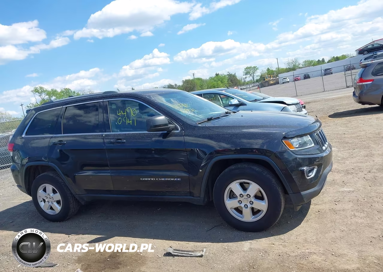 2014 Jeep Grand Cherokee Laredo VIN:1C4RJFAG0EC566569 - 13