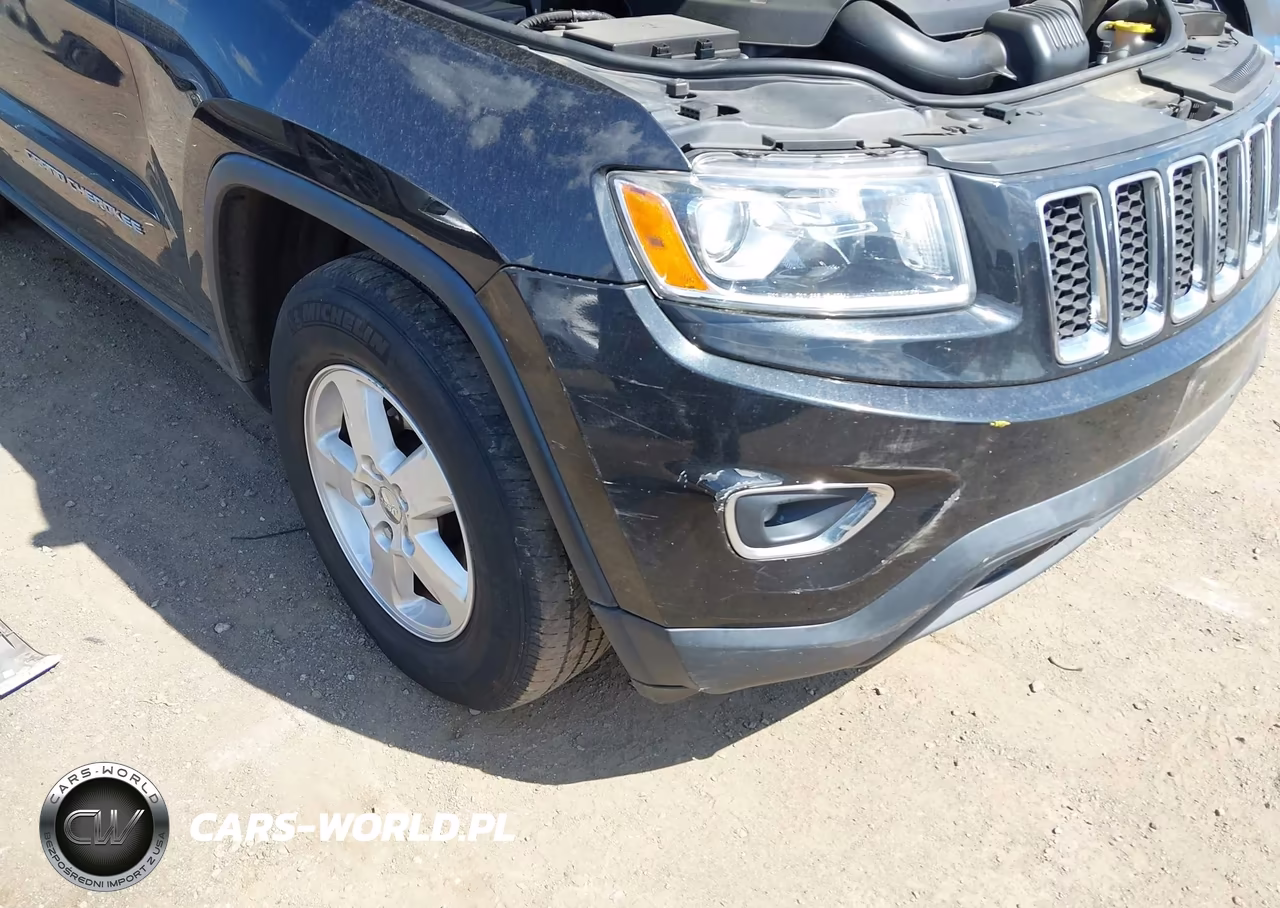 2014 Jeep Grand Cherokee Laredo VIN:1C4RJFAG0EC566569 - 18
