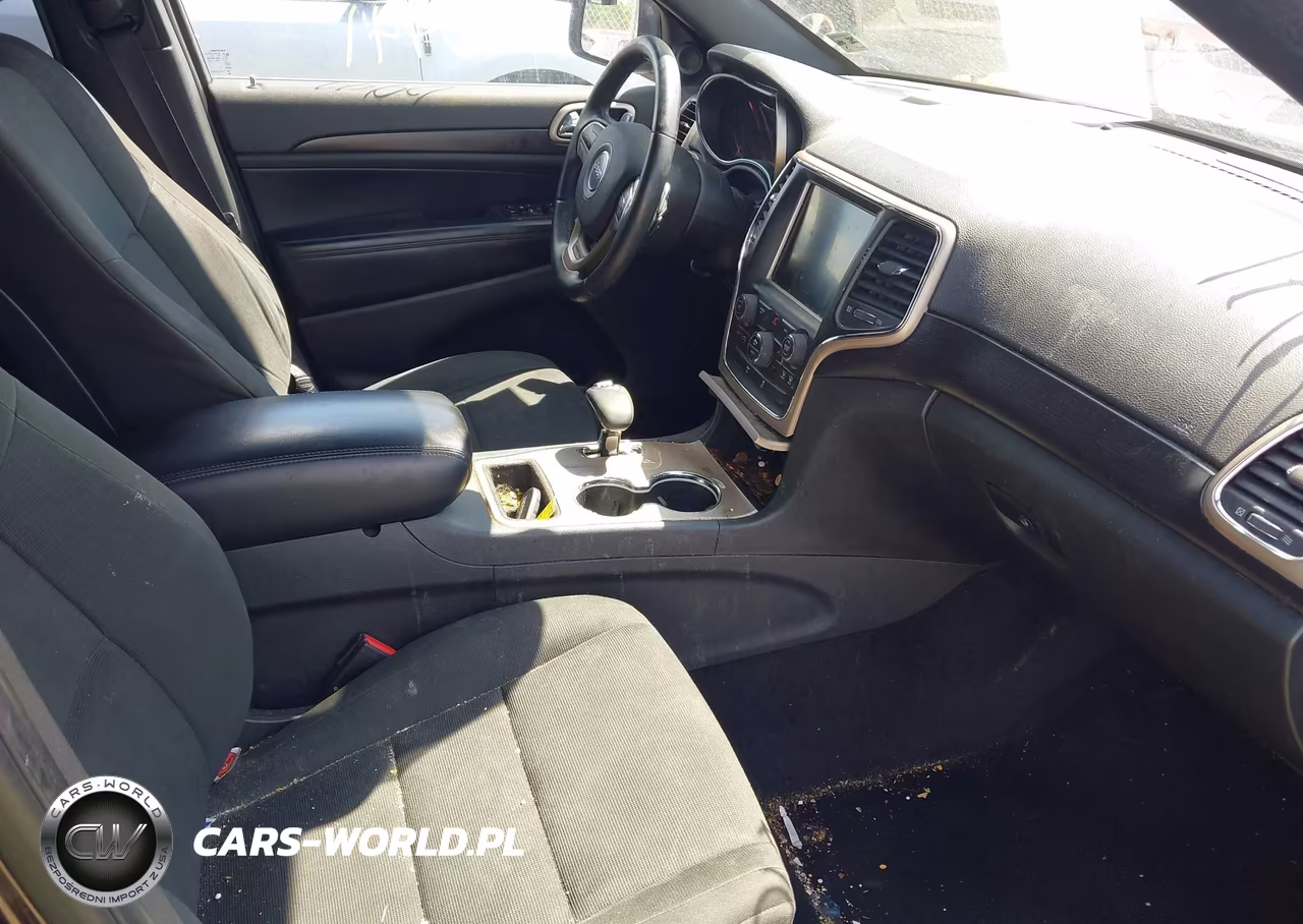 2014 Jeep Grand Cherokee Laredo VIN:1C4RJFAG0EC566569 - 5