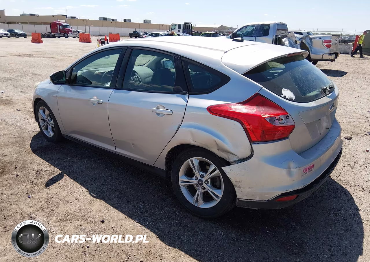 2013 Ford Focus Se VIN:1FADP3K29DL254927 - 3