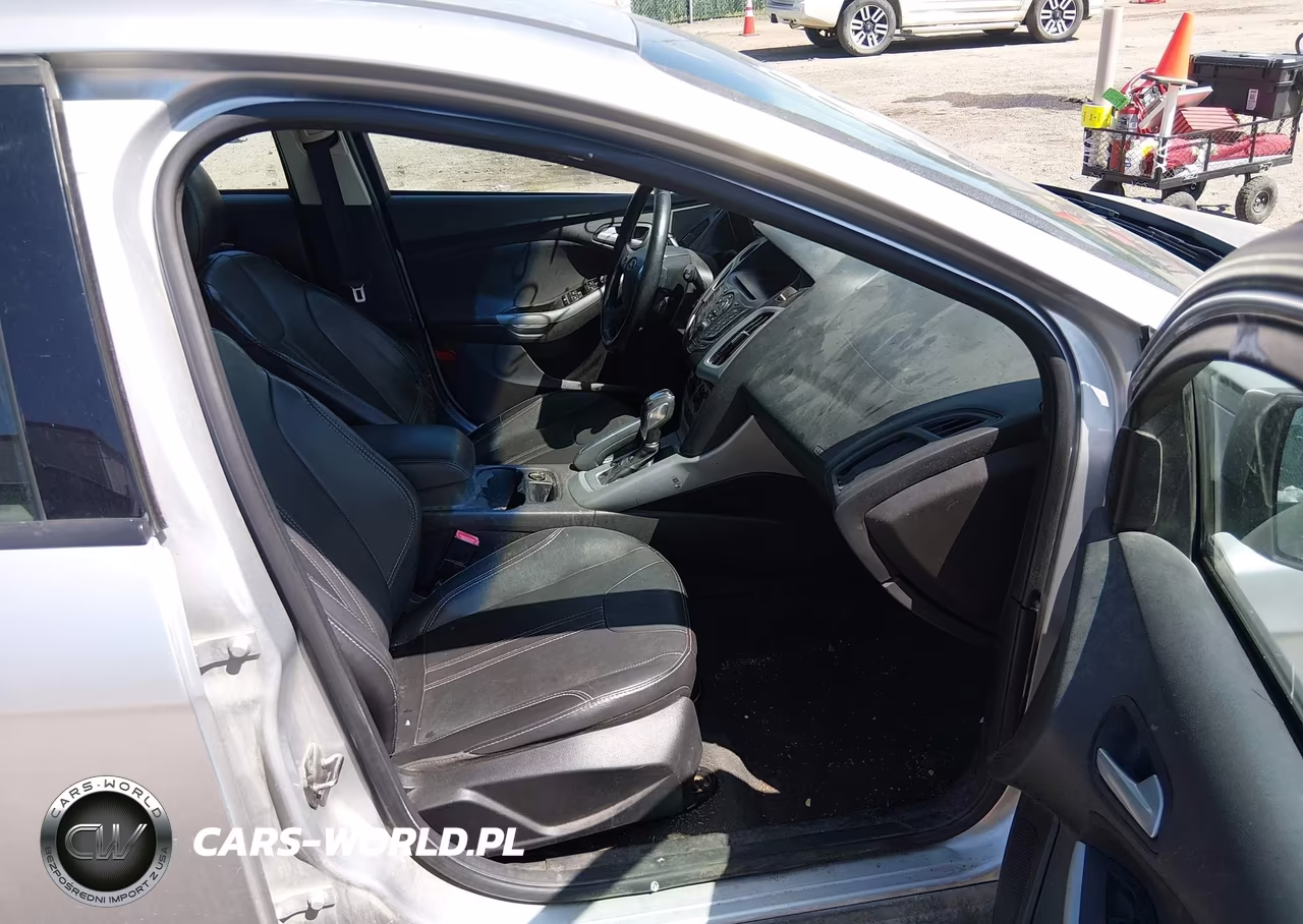 2013 Ford Focus Se VIN:1FADP3K29DL254927 - 5