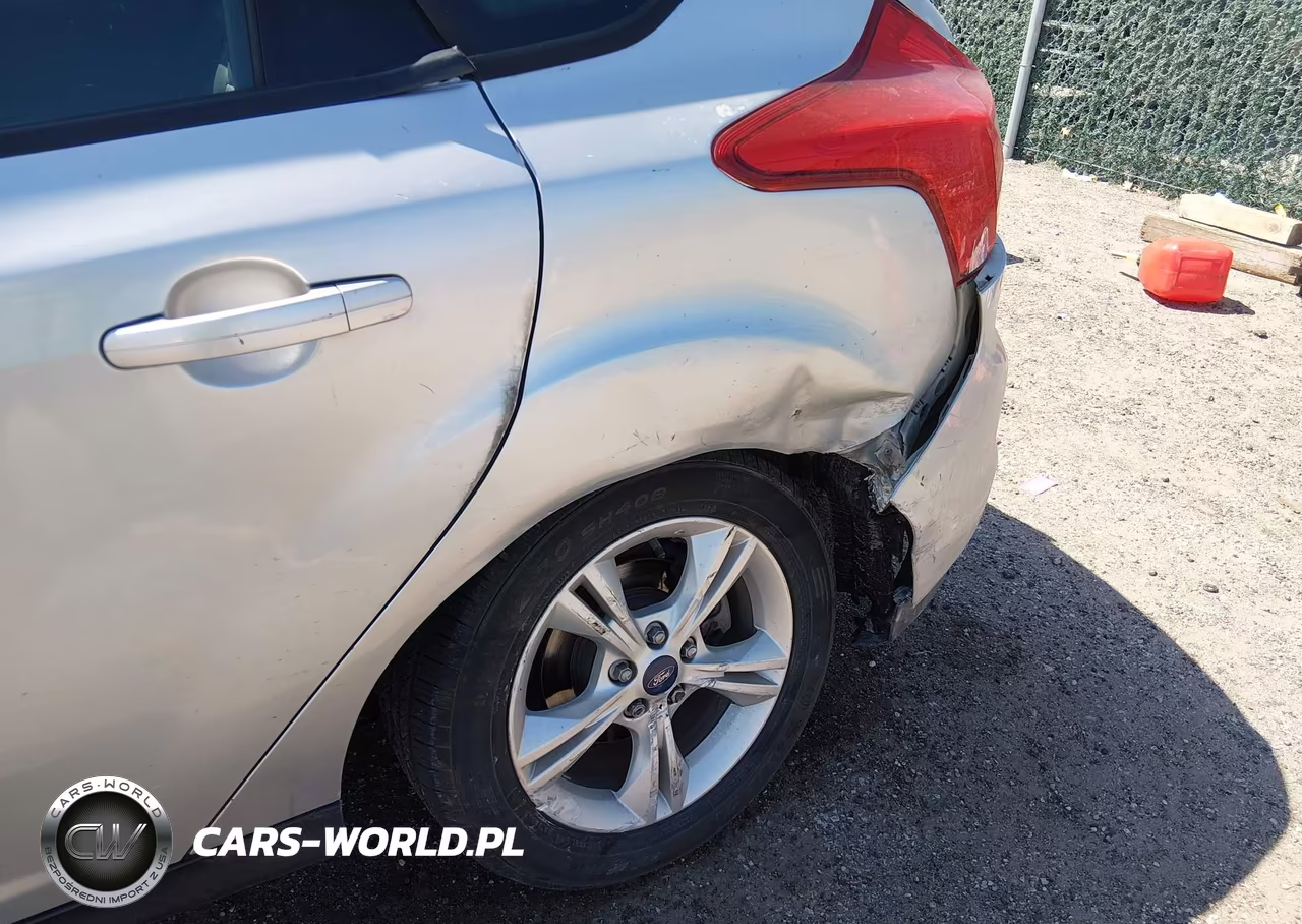 2013 Ford Focus Se VIN:1FADP3K29DL254927 - 6