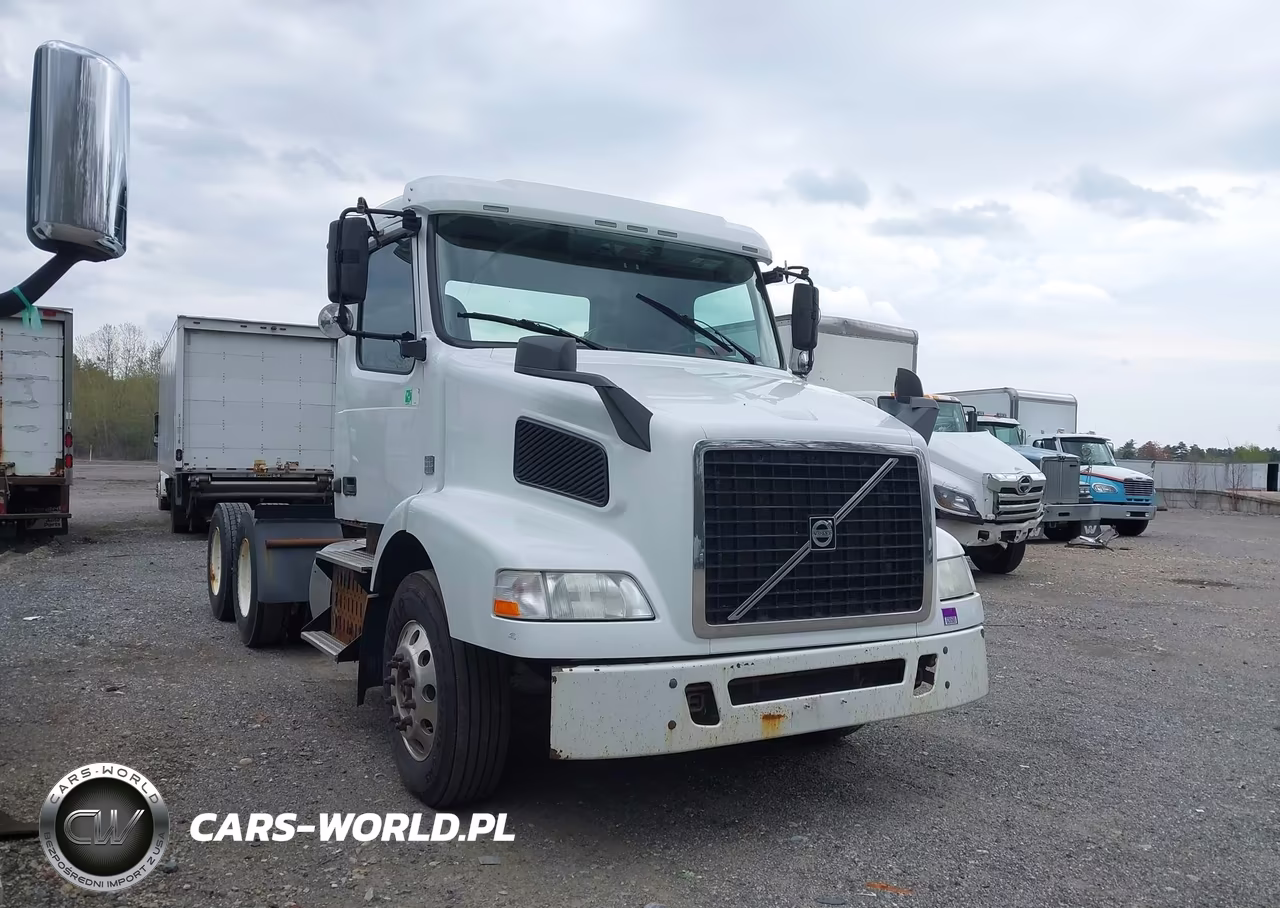 2017 Volvo Vnm