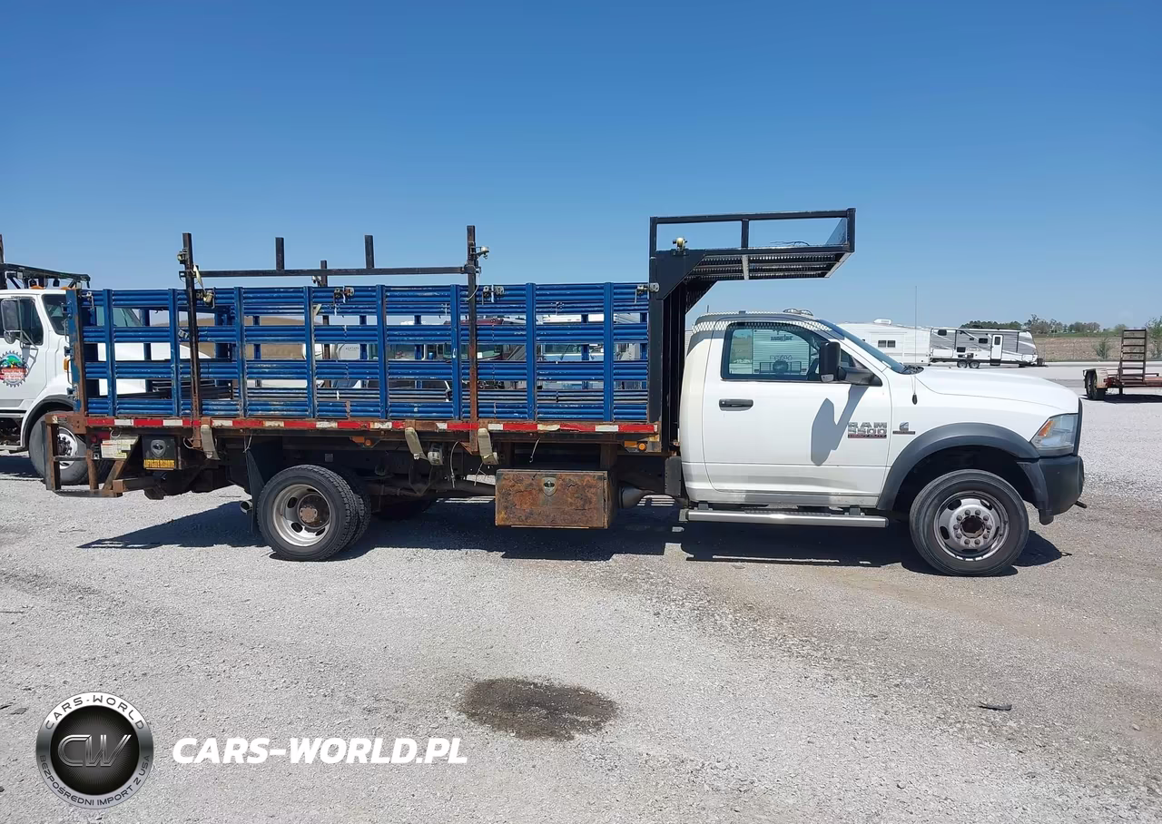 2016 Ram 5500 Chassis Tradesman-Slt VIN:3C7WRNDL1GG279730 - 12