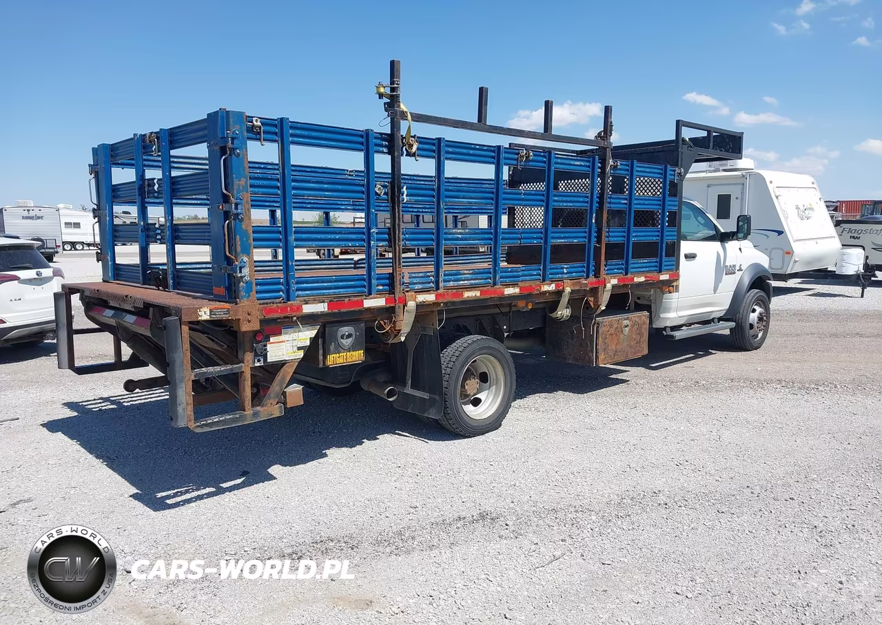 2016 Ram 5500 Chassis Tradesman-Slt VIN:3C7WRNDL1GG279730 - 4