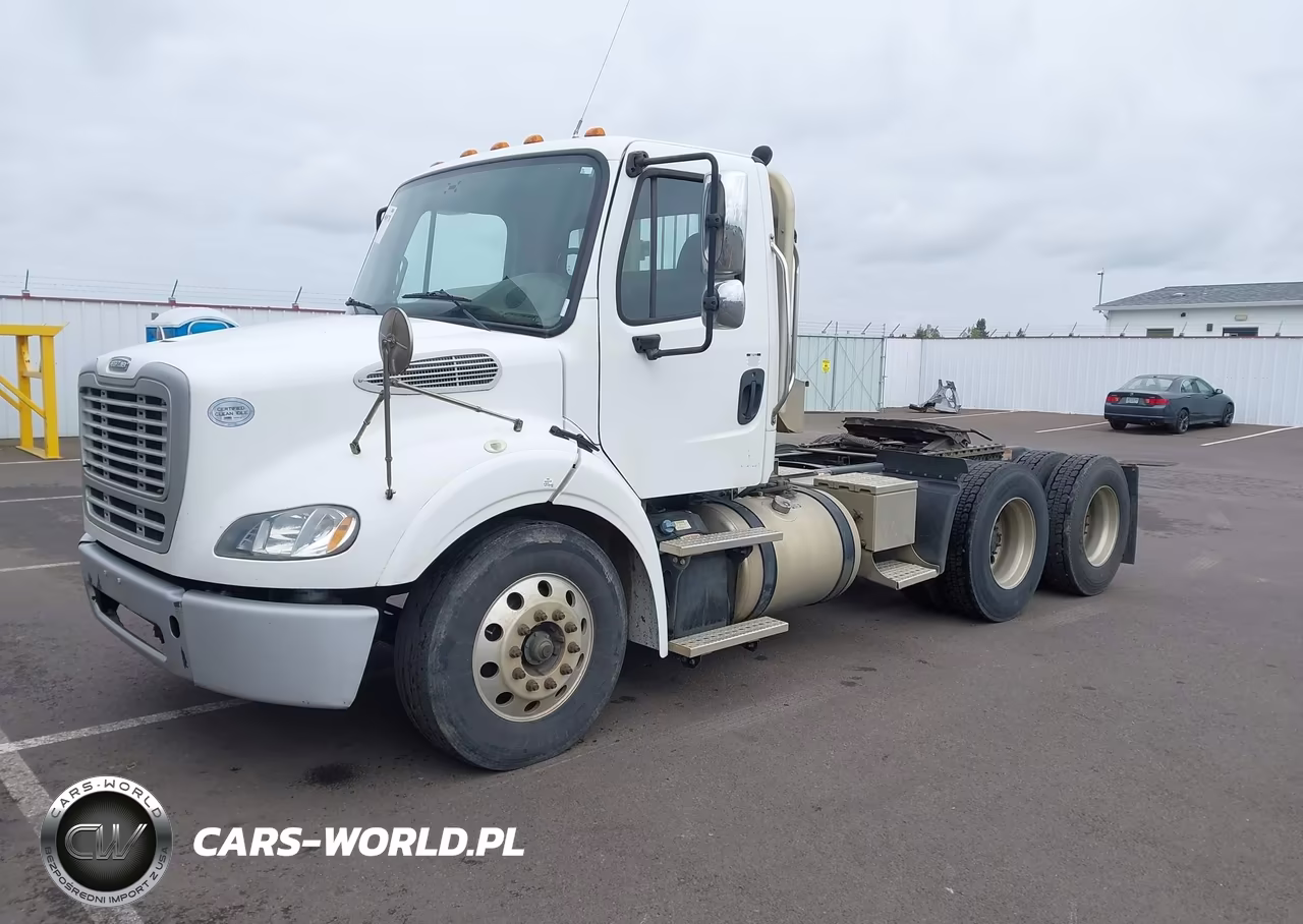2017 Freightliner M2 112 VIN:1FUJC5DVXHHJF0195 - 2