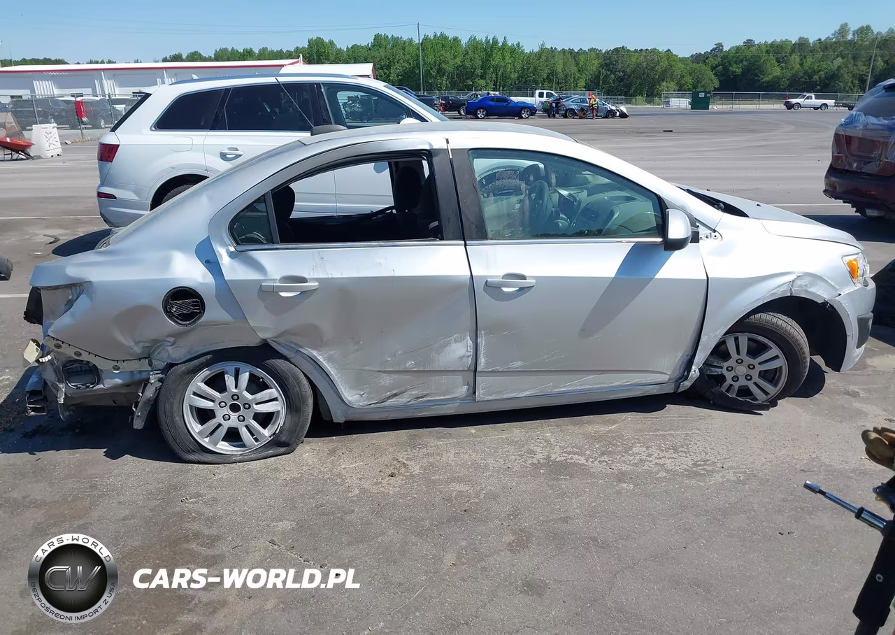 2015 Chevrolet Sonic Lt Auto VIN:1G1JC5SH5F4174135 - 14