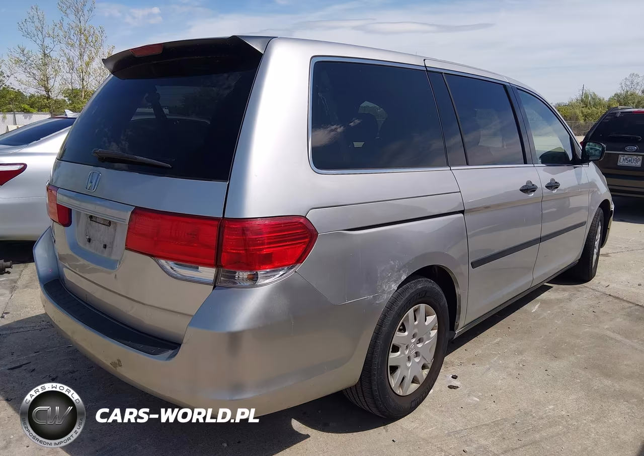 2008 Honda Odyssey Lx VIN:5FNRL382X8B028276 - 4