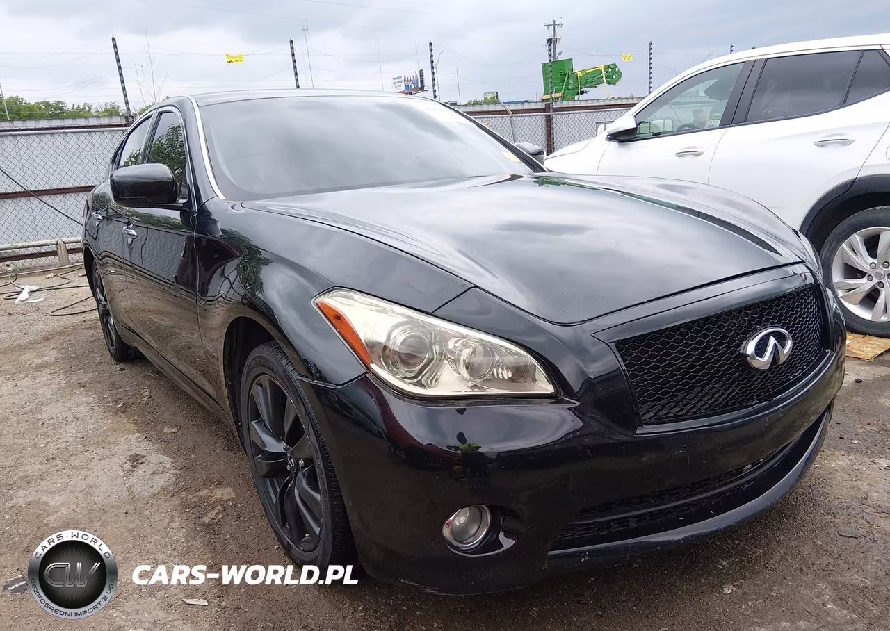 2014 Infiniti Q70H