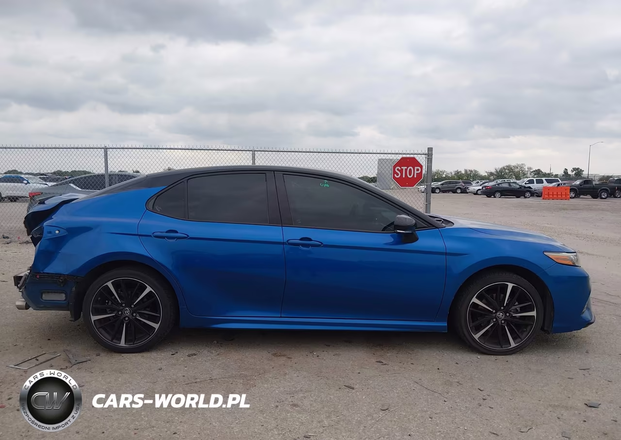 2018 Toyota Camry Xse VIN:4T1B61HK5JU149187 - 14