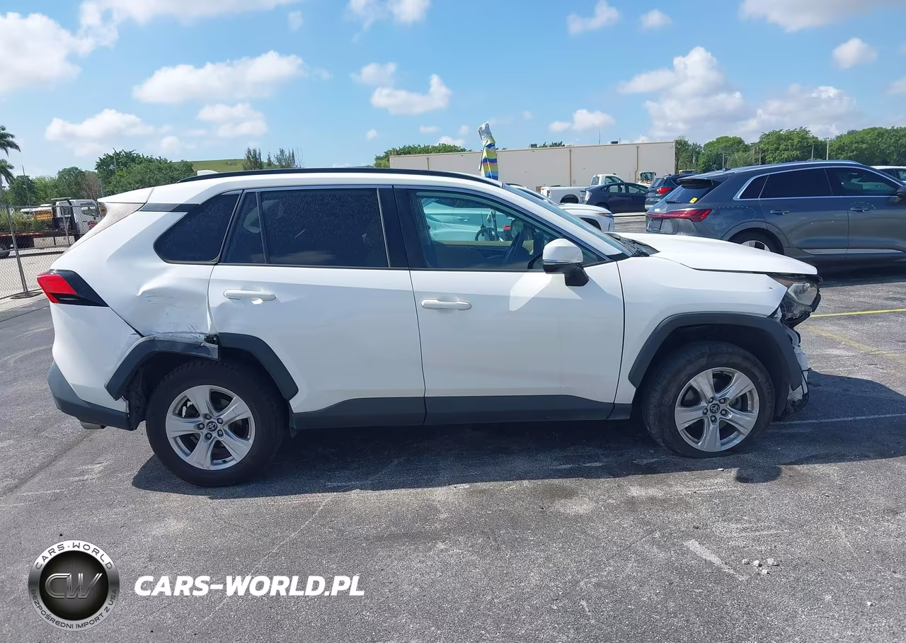 2020 Toyota Rav4 Xle VIN:2T3W1RFV2LC050480 - 13