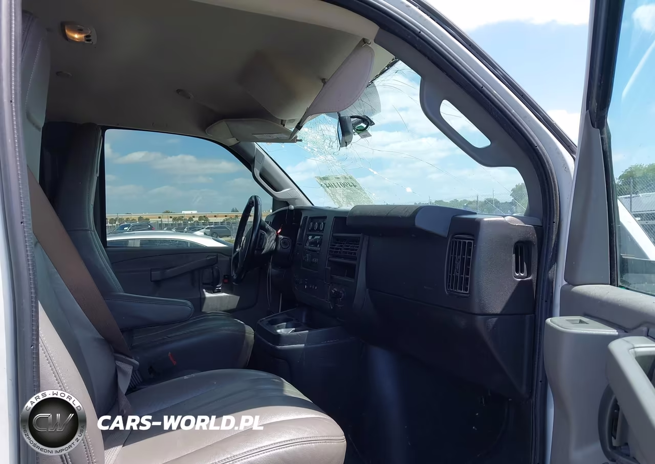 2021 Chevrolet Express Cargo Rwd 2500 Regular Wheelbase Wt VIN:1GCWGAFP4M1215929 - 5