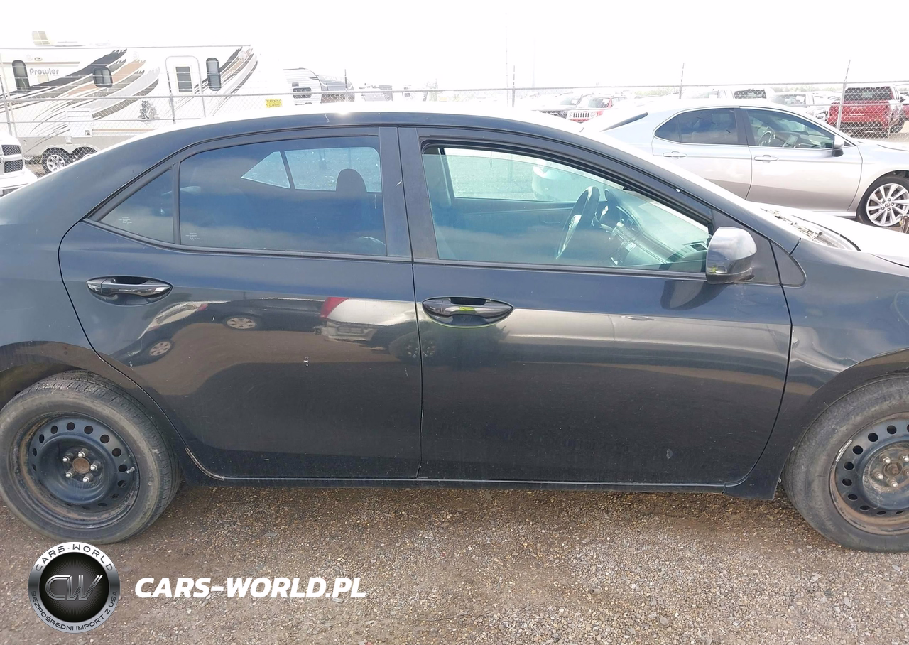 2015 Toyota Corolla Le VIN:5YFBURHE6FP198034 - 13