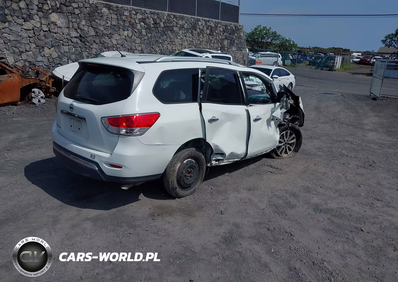 2015 Nissan Pathfinder S VIN:5N1AR2MN9FC684321 - 4
