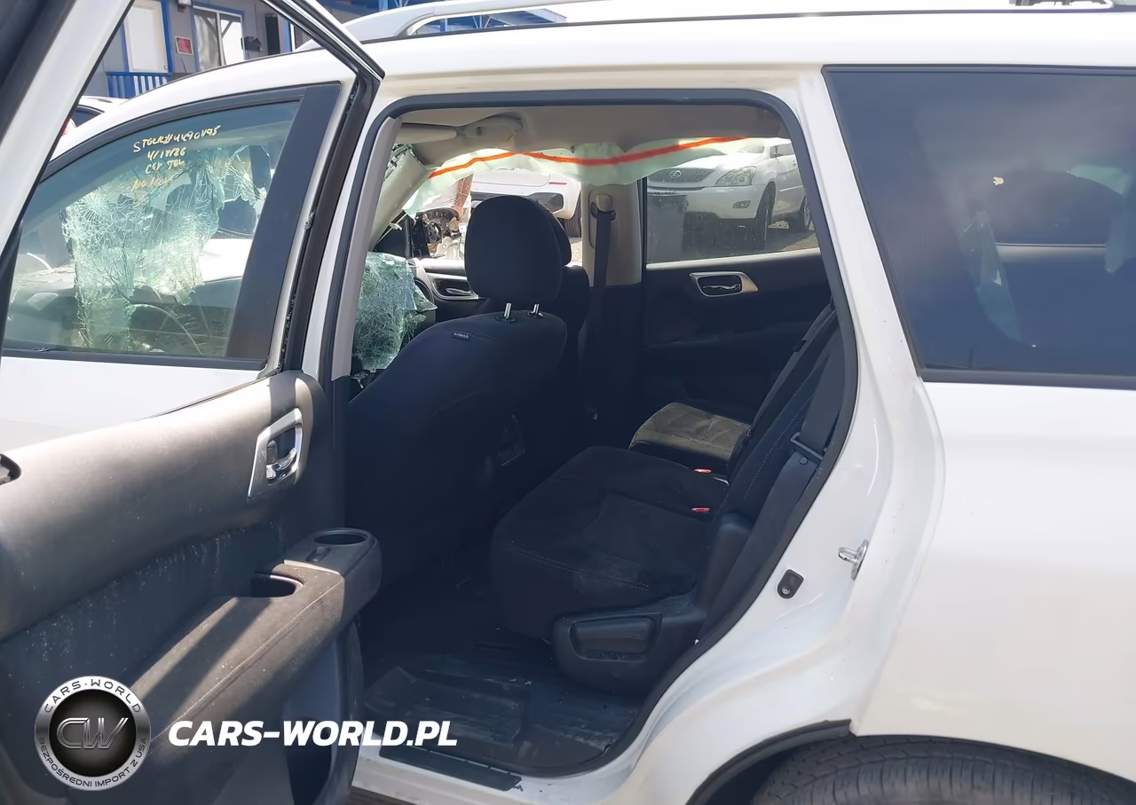 2015 Nissan Pathfinder S VIN:5N1AR2MN9FC684321 - 8