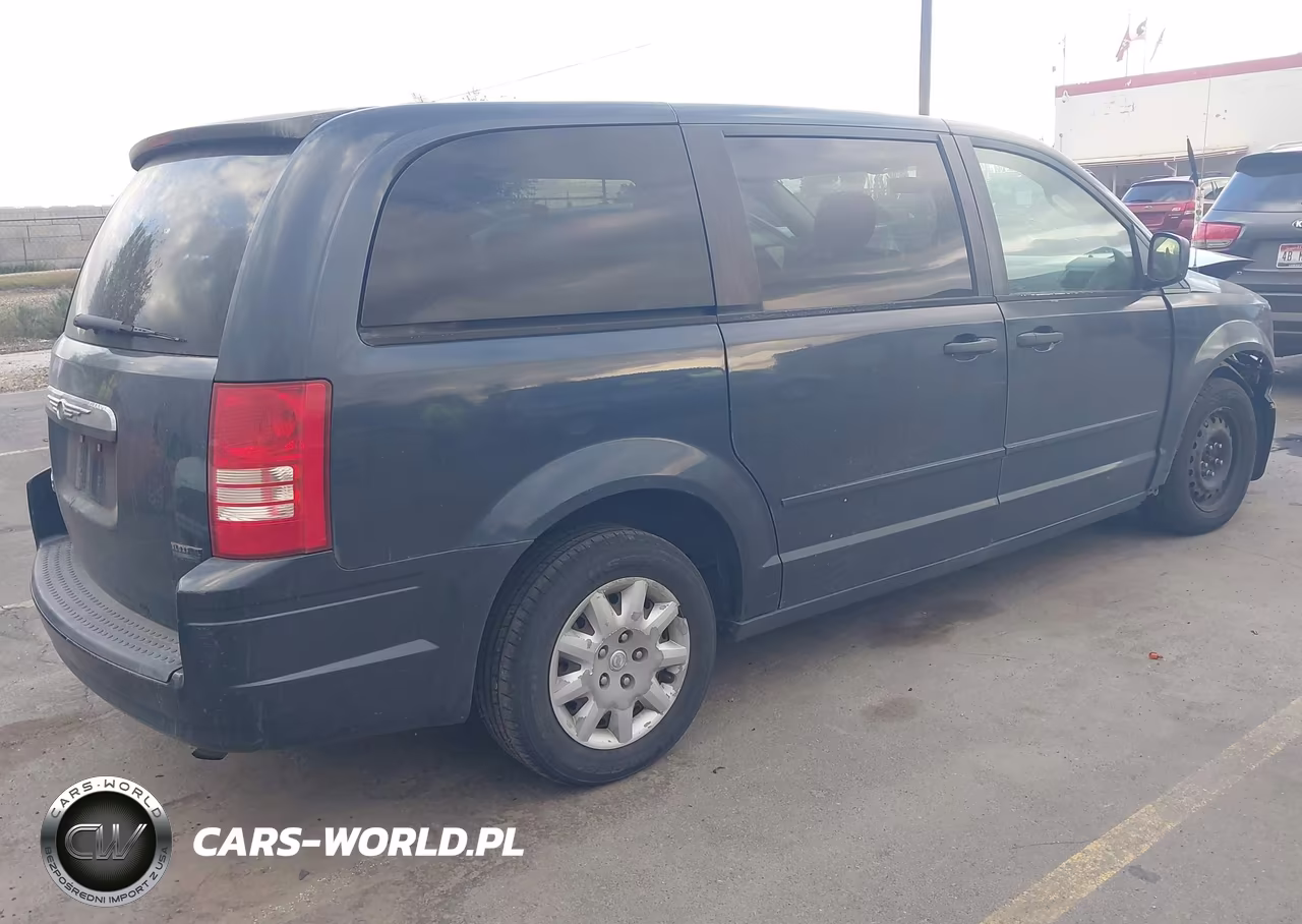 2008 Chrysler Town & Country Lx VIN:2A8HR44H18R678167 - 4