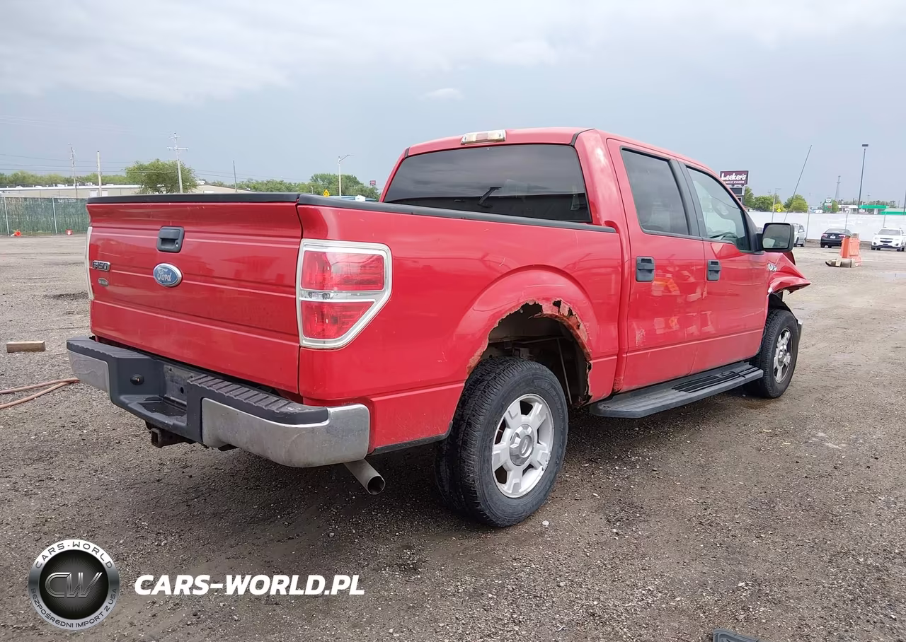 2010 Ford F-150 Xlt VIN:1FTEW1C85AFA75898 - 4