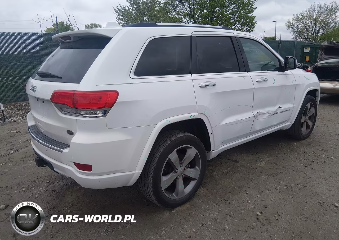 2015 Jeep Grand Cherokee Overland VIN:1C4RJFCG5FC797434 - 4