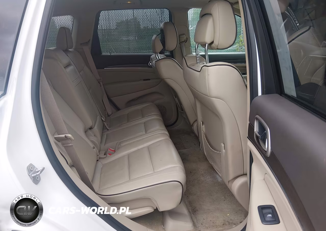 2015 Jeep Grand Cherokee Overland VIN:1C4RJFCG5FC797434 - 8