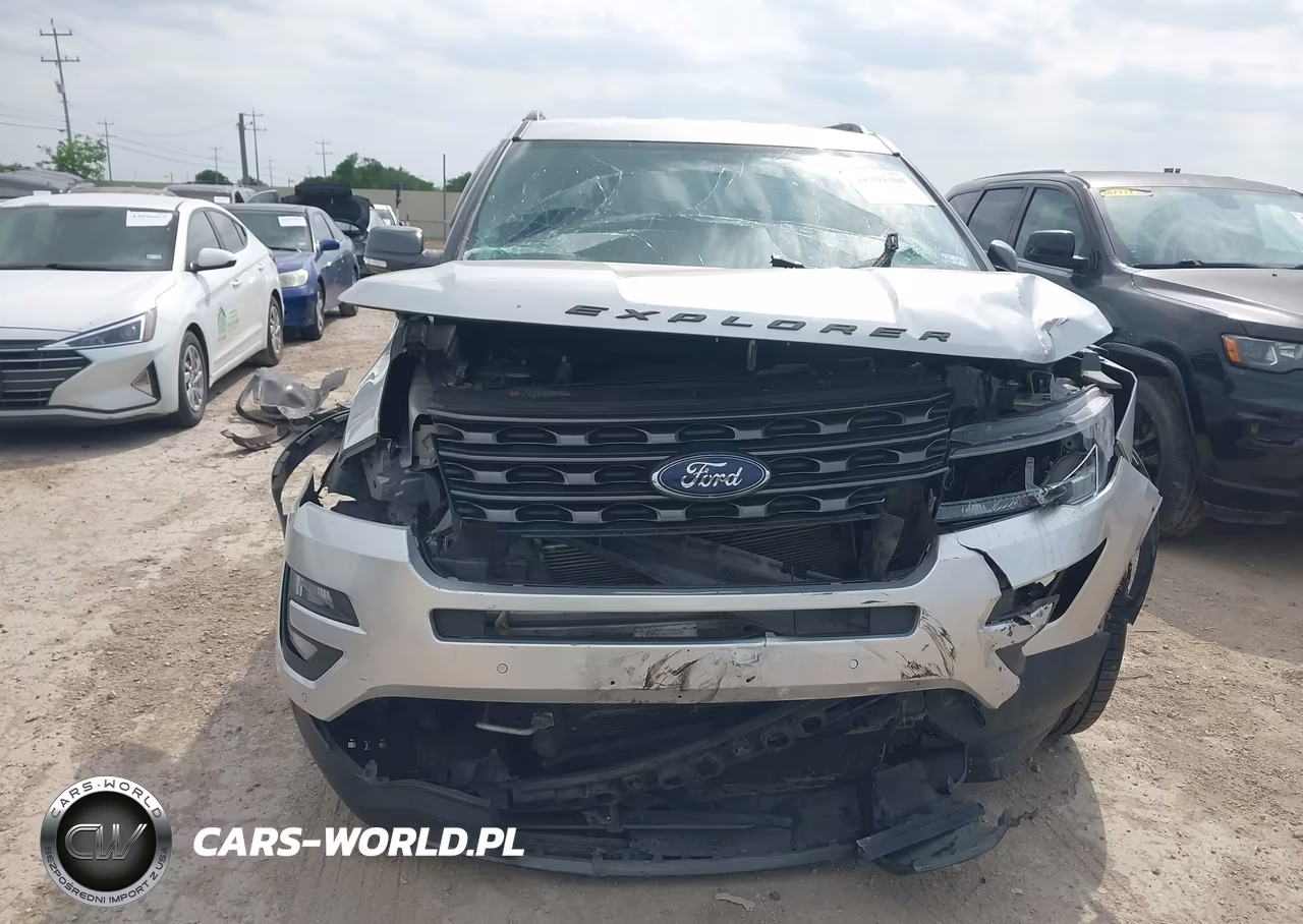 2017 Ford Explorer Xlt VIN:1FM5K7D84HGE22523 - 13
