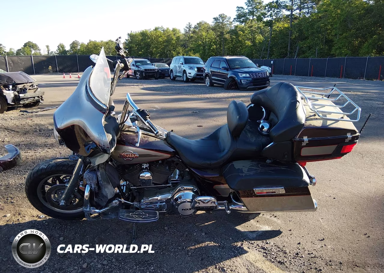 2007 Harley-Davidson Flhtcui VIN:1HD1FC41X7Y665876 - 14
