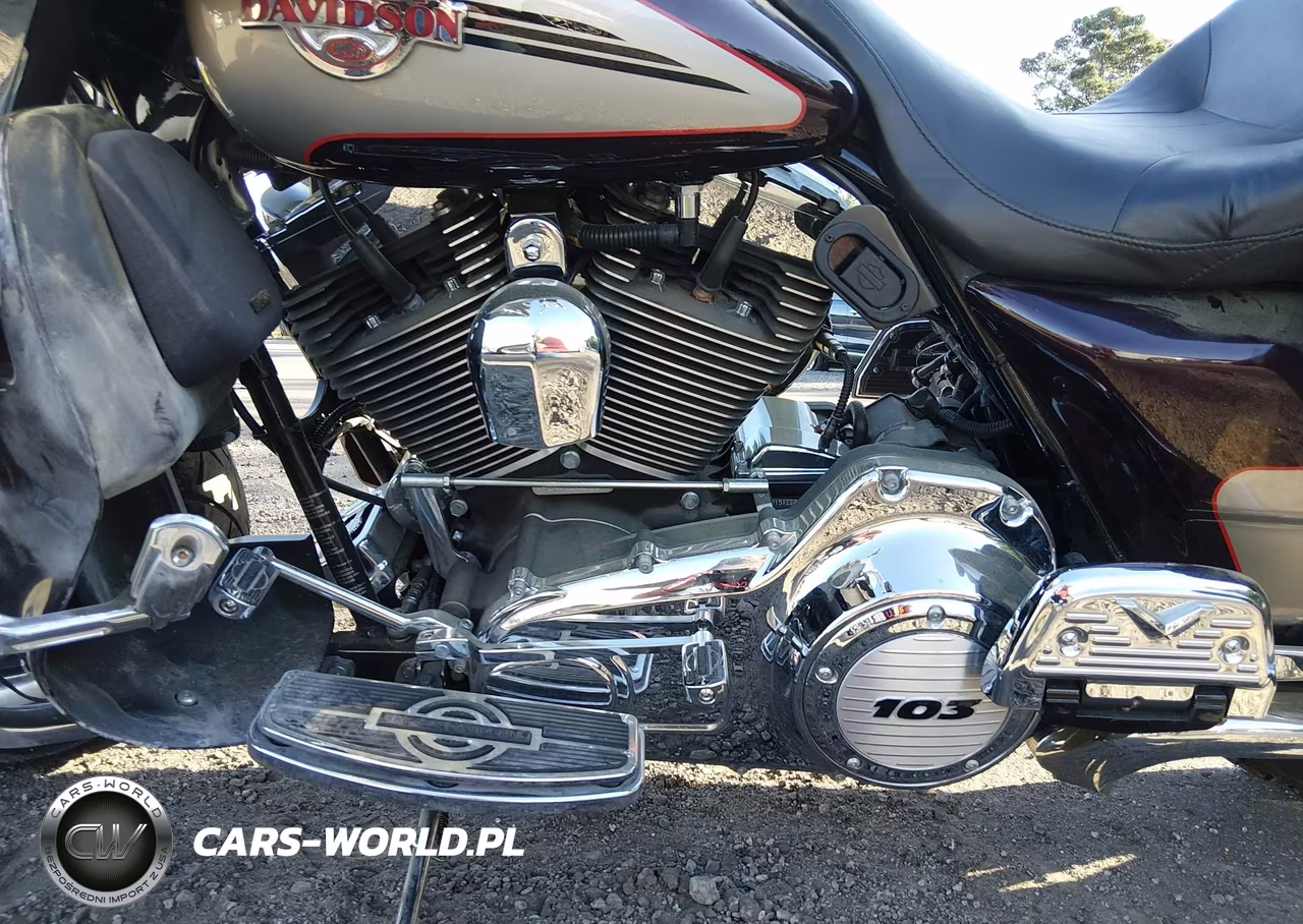 2007 Harley-Davidson Flhtcui VIN:1HD1FC41X7Y665876 - 9