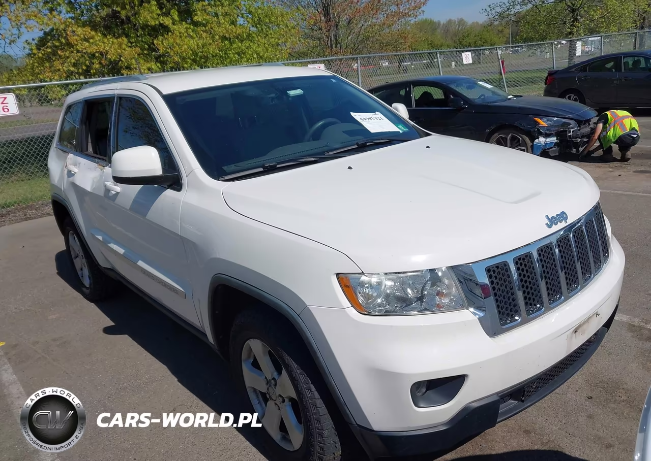 2011 Jeep Grand Cherokee Laredo – zdjęcie 1 z 12