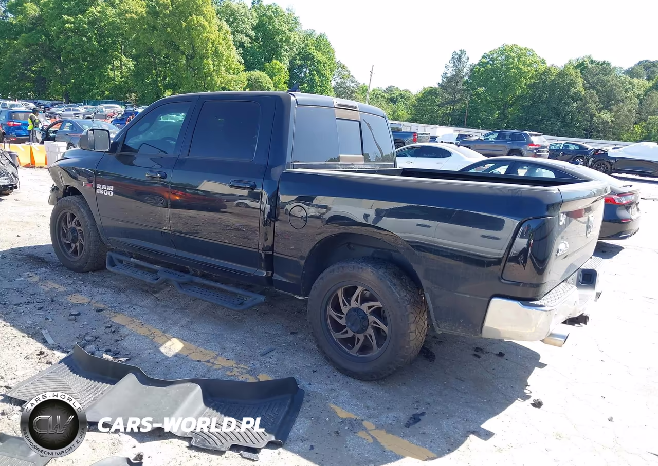 2015 Ram 1500 Big Horn VIN:1C6RR6LM8FS580391 - 3