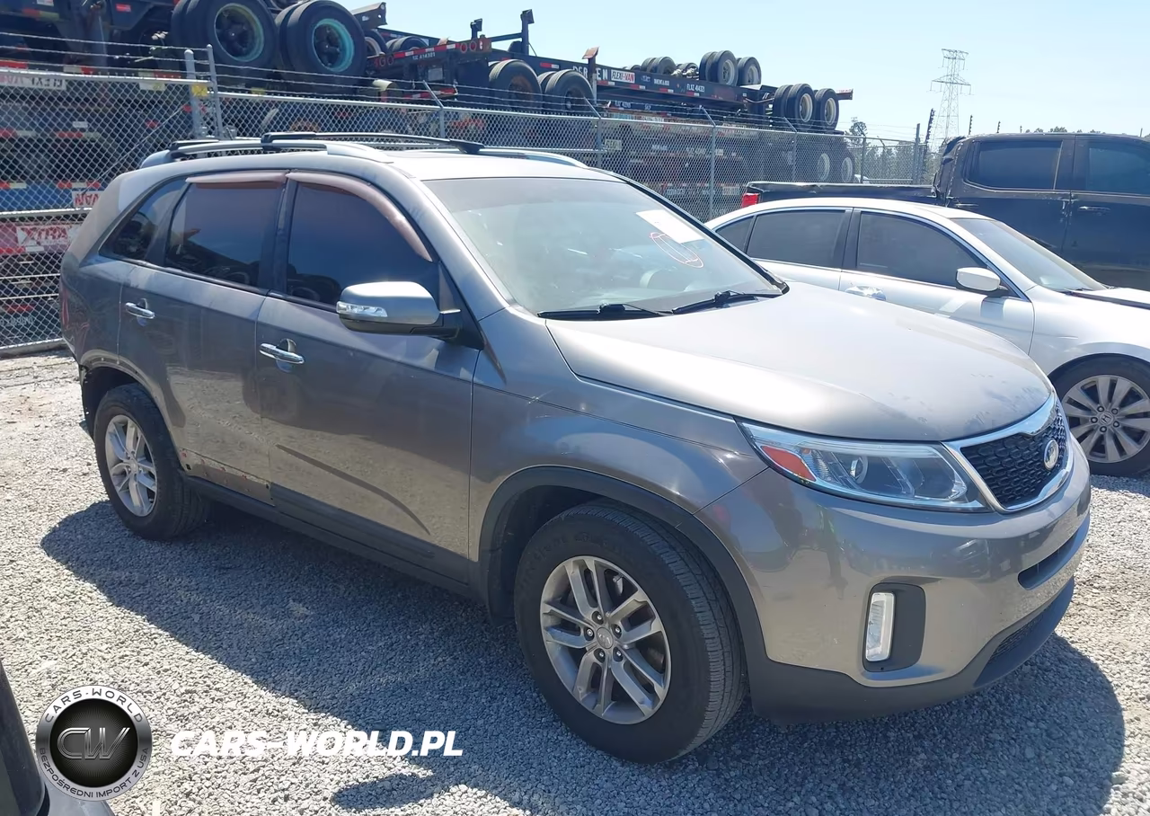 2014 Kia Sorento Lx VIN:5XYKT4A62EG433007 - 14