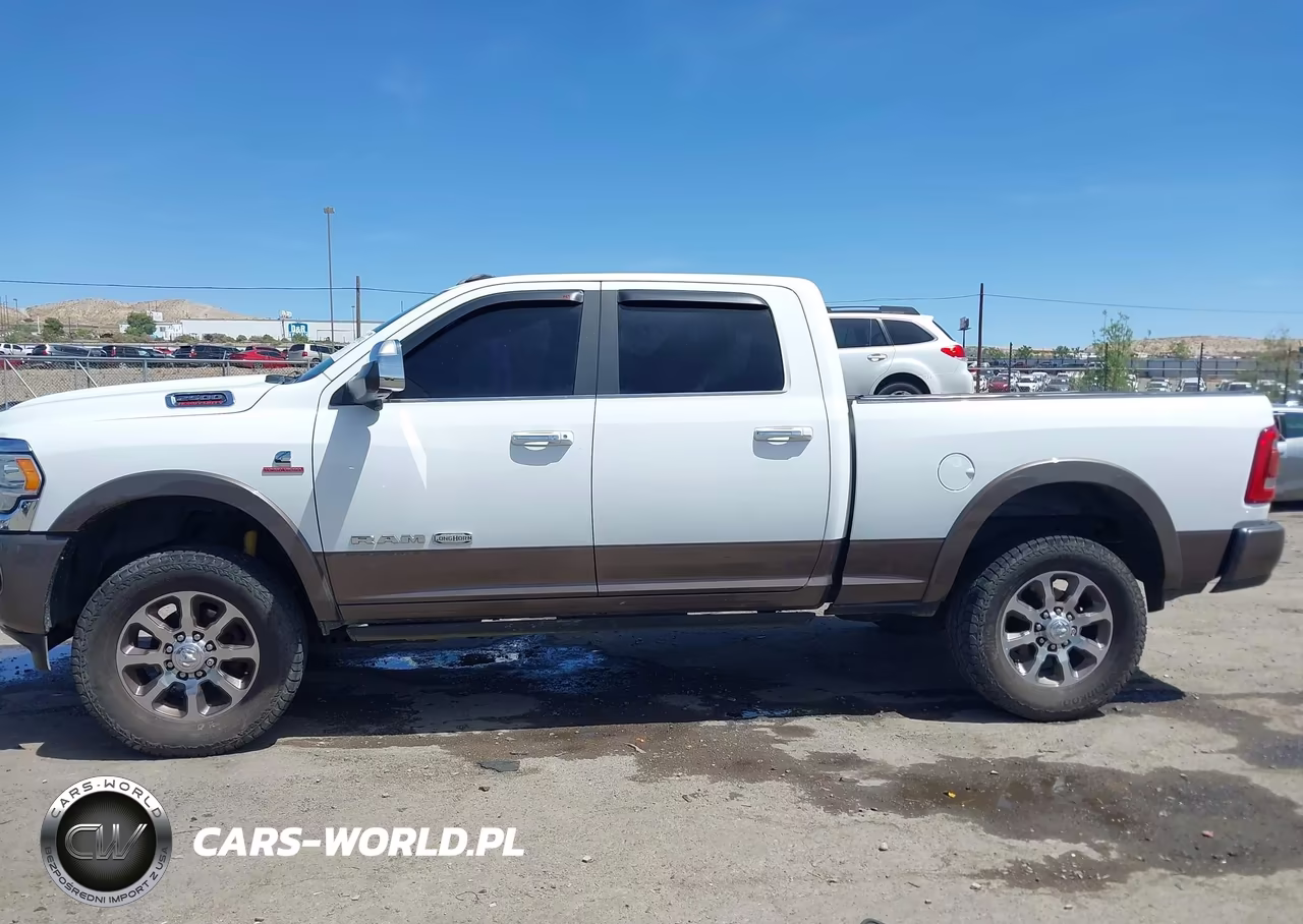 2019 Ram 2500 Longhorn 4X4 6'4 Box VIN:3C6UR5GL2KG562220 - 14