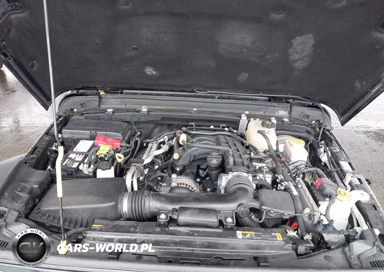 2021 Jeep Wrangler Unlimited Willys 4X4 VIN:1C4HJXDG1MW779704 - 10