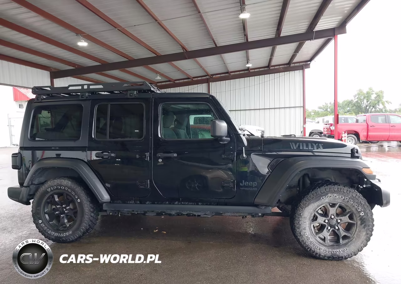 2021 Jeep Wrangler Unlimited Willys 4X4 VIN:1C4HJXDG1MW779704 - 13