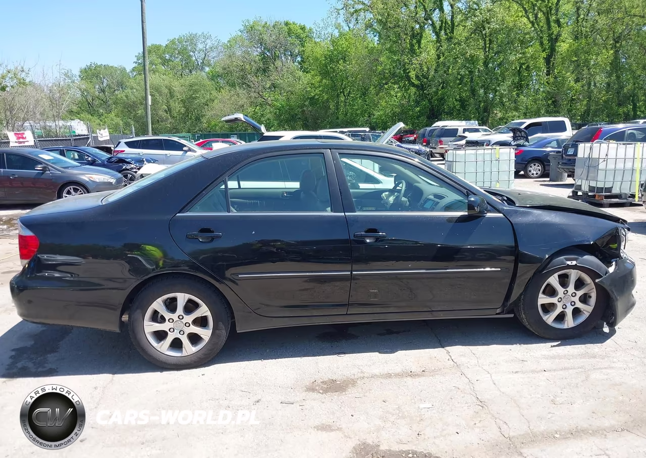 2005 Toyota Camry Xle VIN:4T1BE30K45U013049 - 14