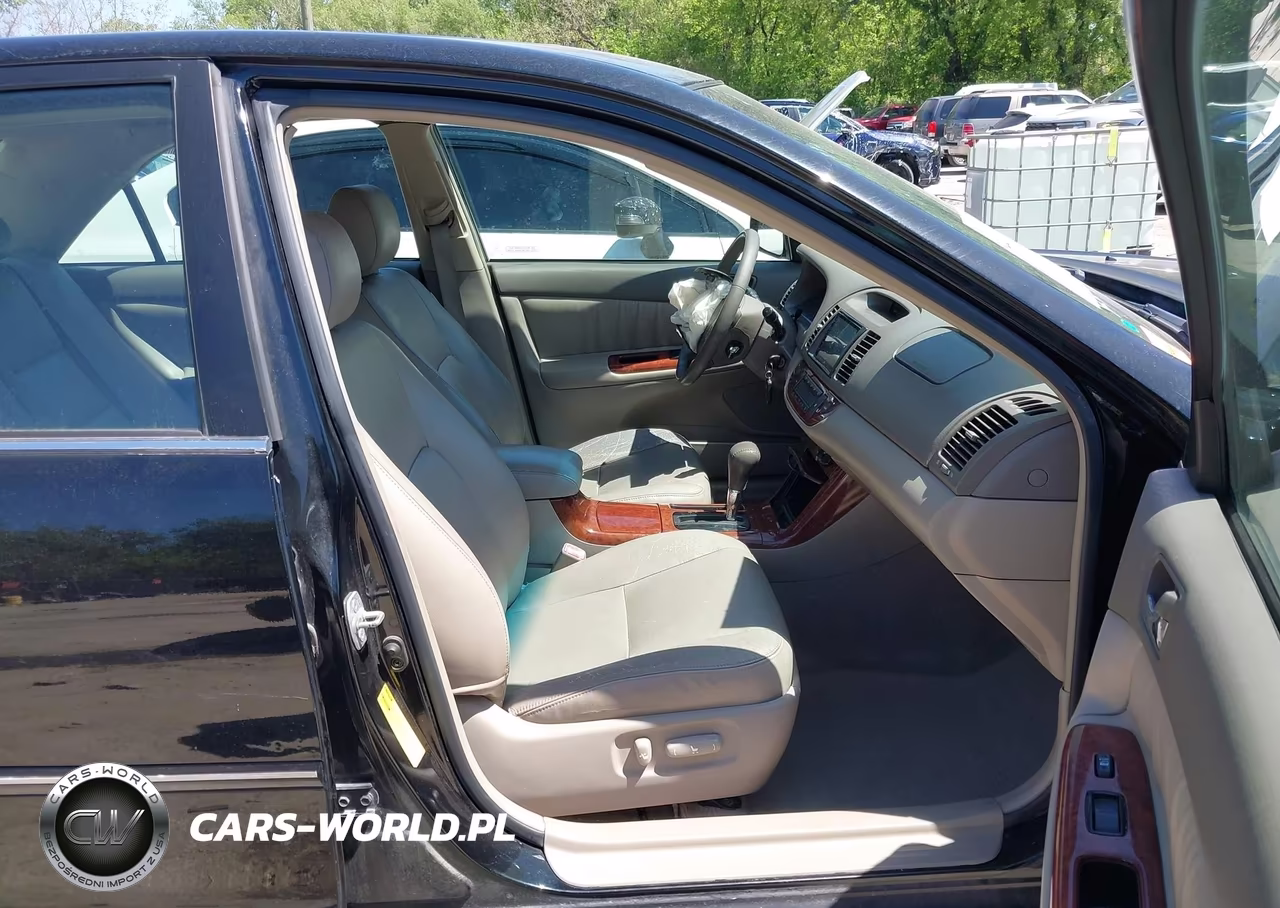 2005 Toyota Camry Xle VIN:4T1BE30K45U013049 - 5