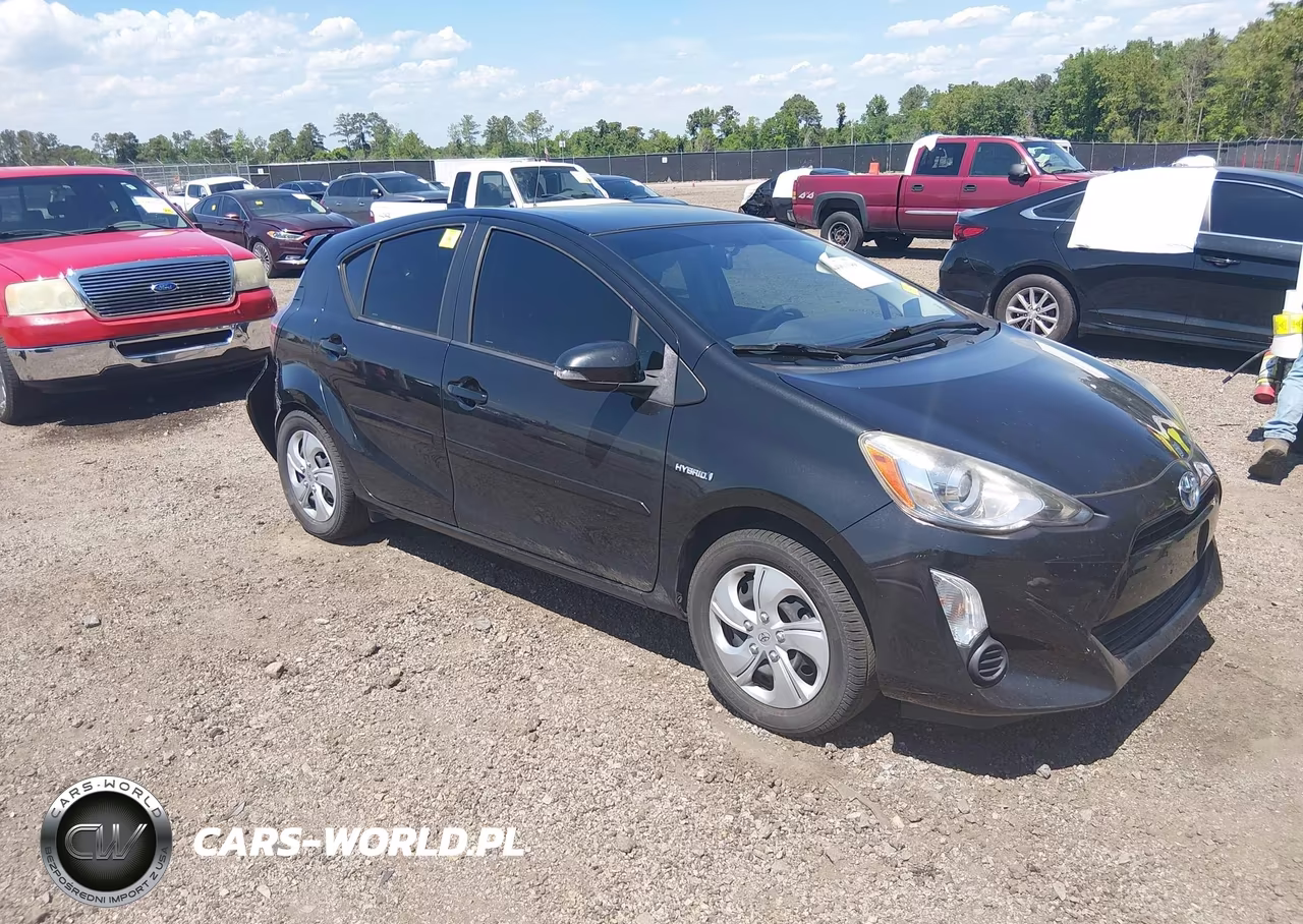 2015 Toyota Prius C Two