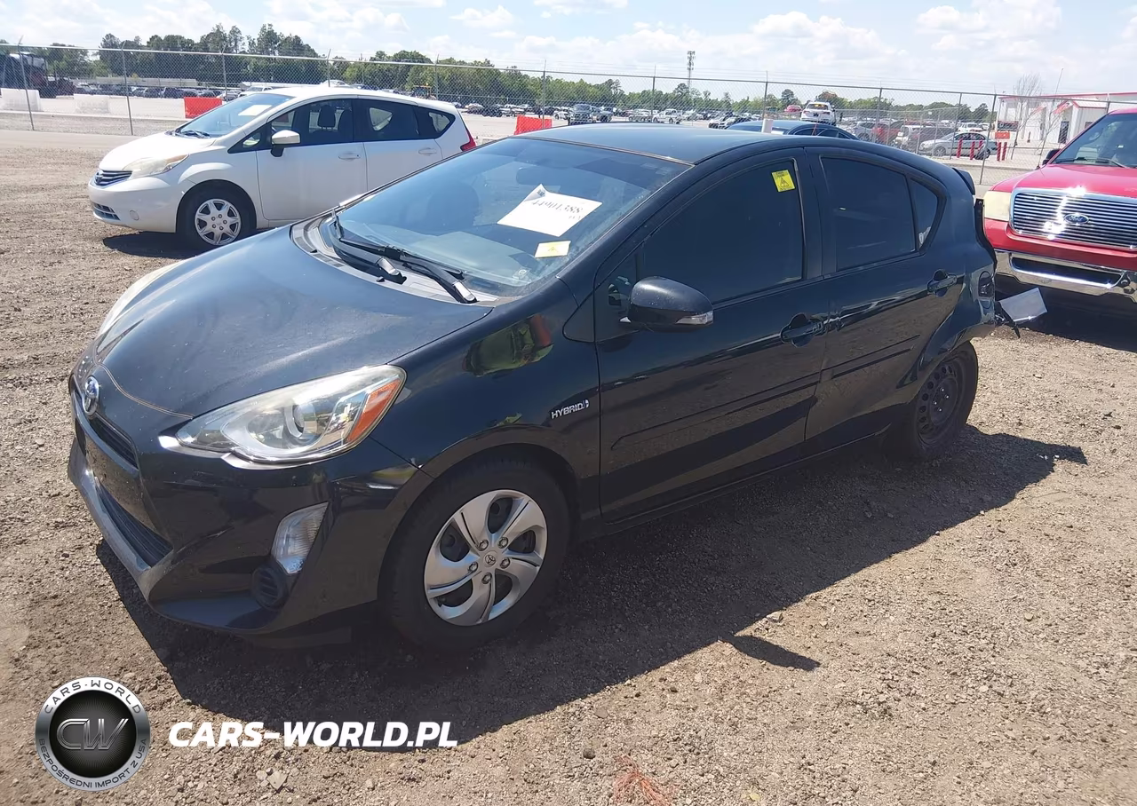 2015 Toyota Prius C Two VIN:JTDKDTB34F1114110 - 2