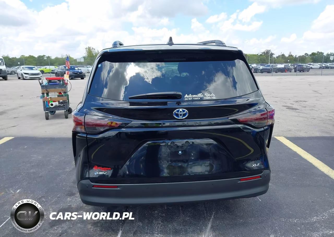 2025 Toyota Sienna Xle VIN:5TDYRKEC3SS277961 - 16