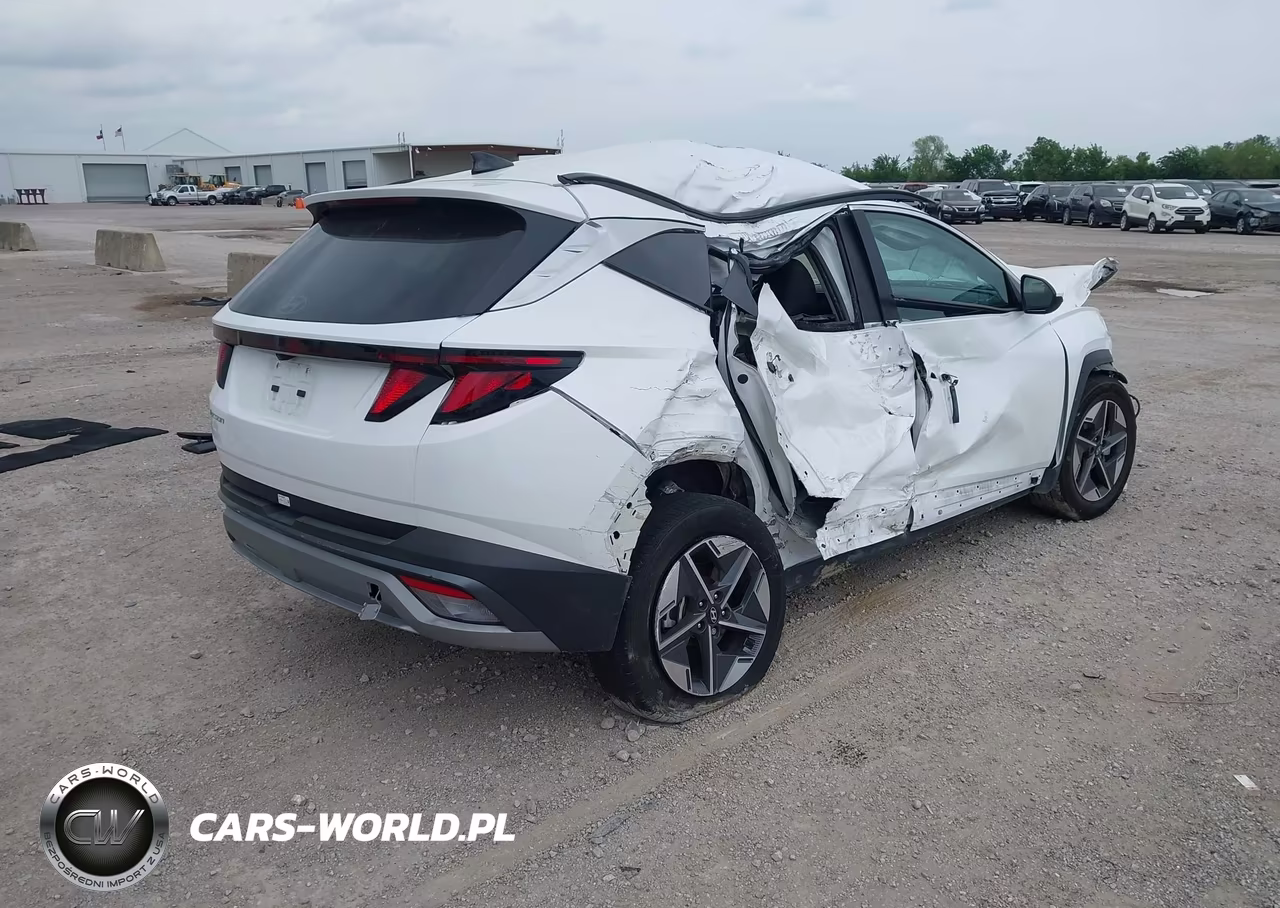 2025 Hyundai Tucson Sel VIN:3KMJB3DE2SE018206 - 4